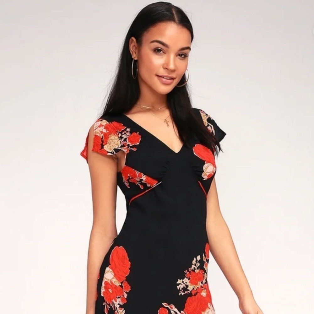 🌹 Lulu’s Pretty Black Floral Print Midi Dress - Size Small
